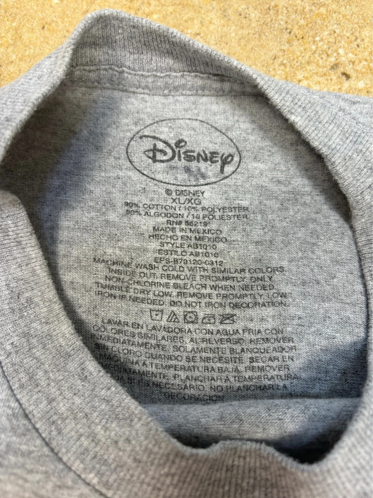 disney florida 2012 with 3d textured print mickey, donald duck, pluto, goofy t-shirt - Raw Retro.