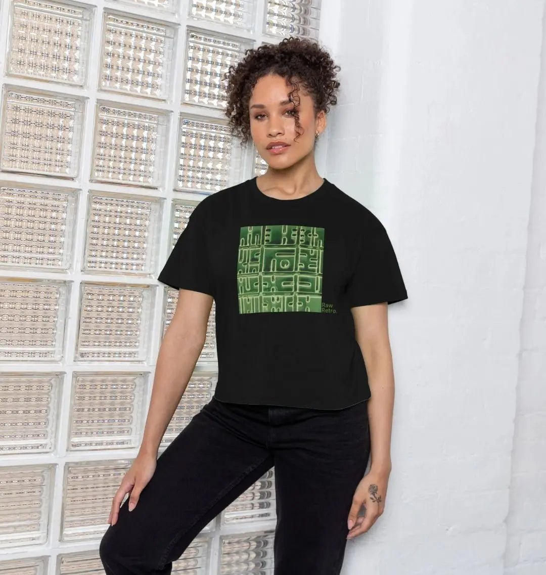 Unisex Retro Tee Helios Pottery Abstract Square Women's Boxy Fit - Raw Retro.