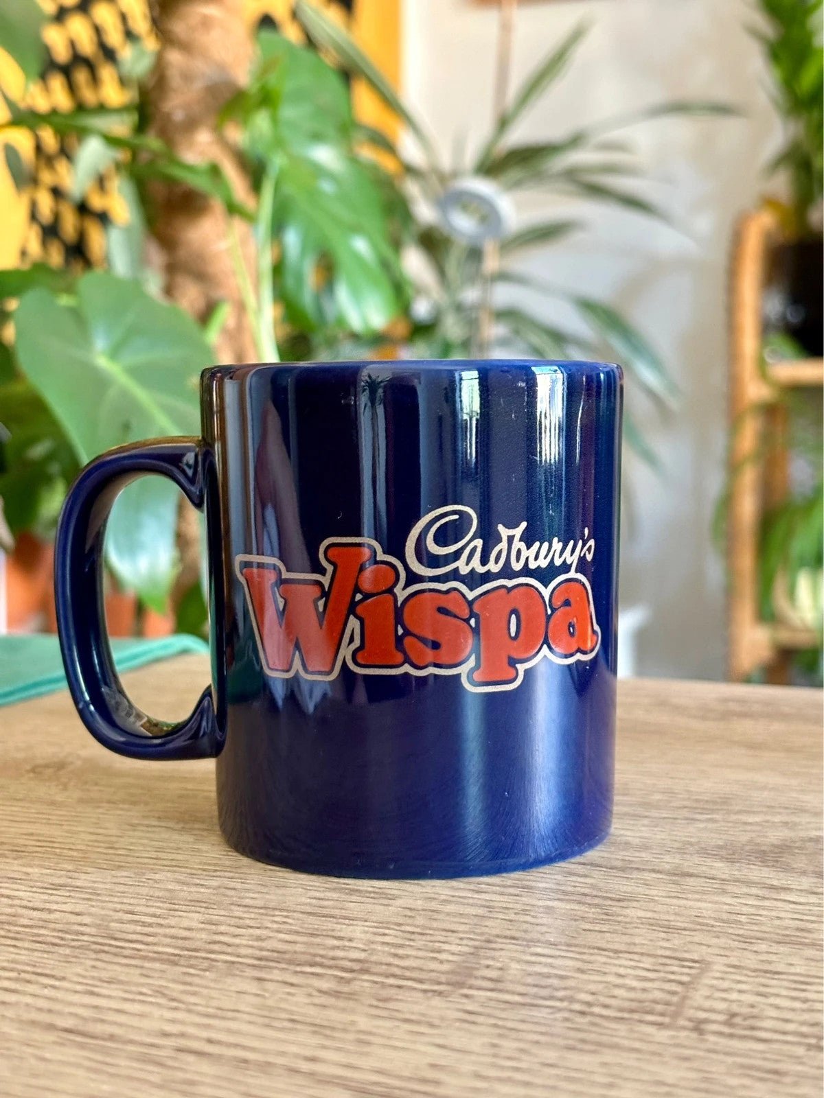 vintage cadbury wispa mug gift advertising retro - Raw Retro.